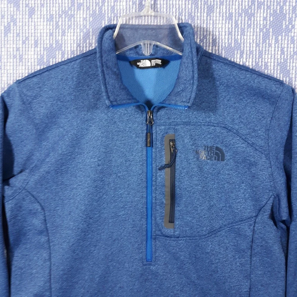 The North Face Sweater Mens Medium Blue Outdoor Travel Hiking 1/2 Half Zip